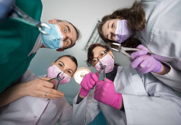 Comment s'organisent les chirurgiens-dentistes en France ?